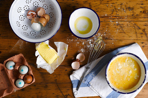 PANCAKES WITH HOMEMADE LEMON CURD.