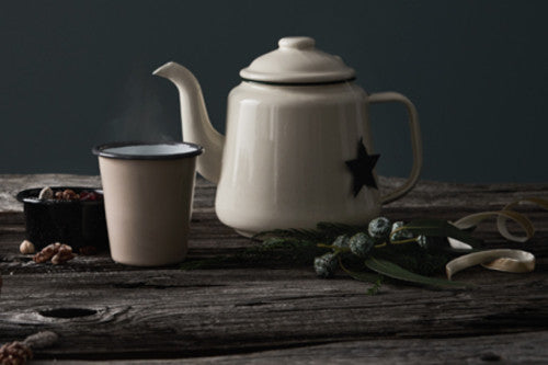 RETAILER PROFILE- LIV EMAILLE BERLIN.