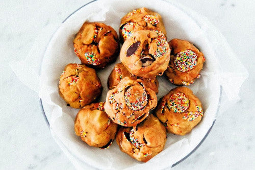 TREAT YOURSELF TO COOKIES.